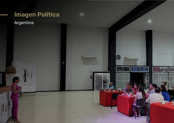 Enseñamos y acompañamos a profesionales