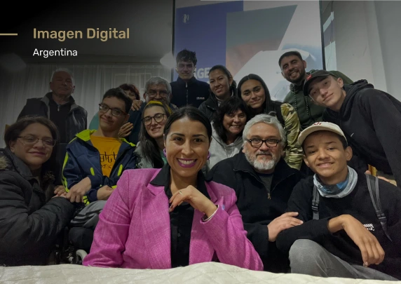 Enseñamos y acompañamos a profesionales